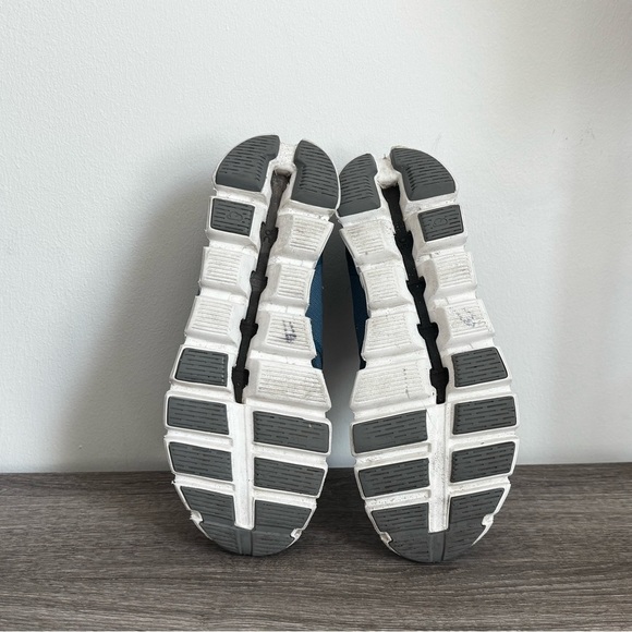 On Running Cloud 5 Stellar Eclipse Men's Size 7 Women’s 8.5 - 59.98374 ANV ZL - Picture 9 of 13